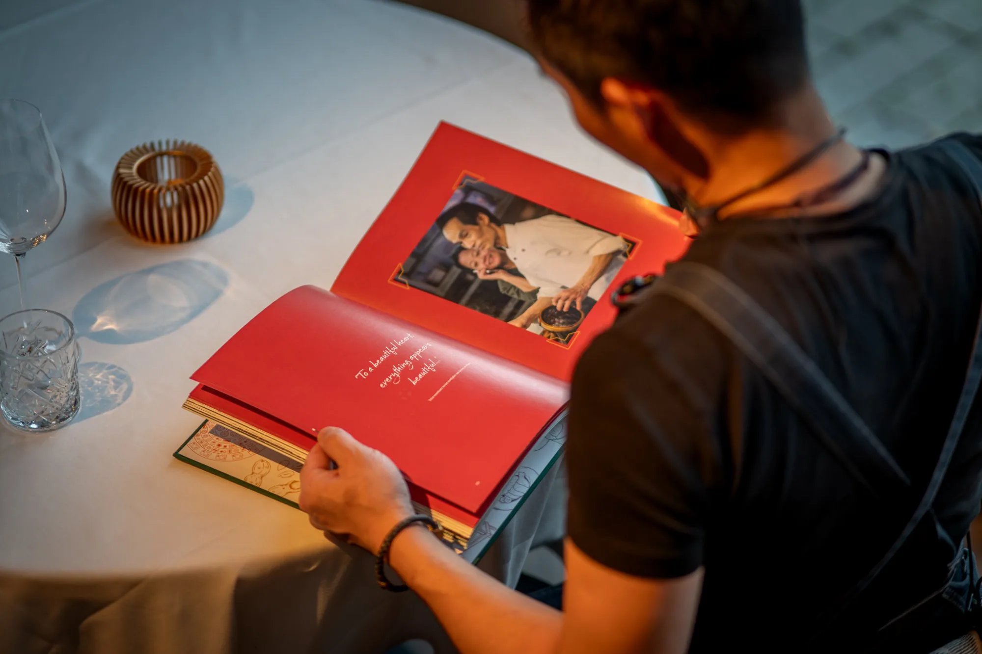 Opengeslagen Rotterdam Chinatown boek